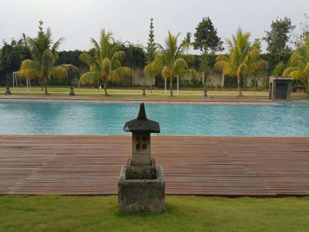 Jimmers Mountain Resort Puncak Exterior foto