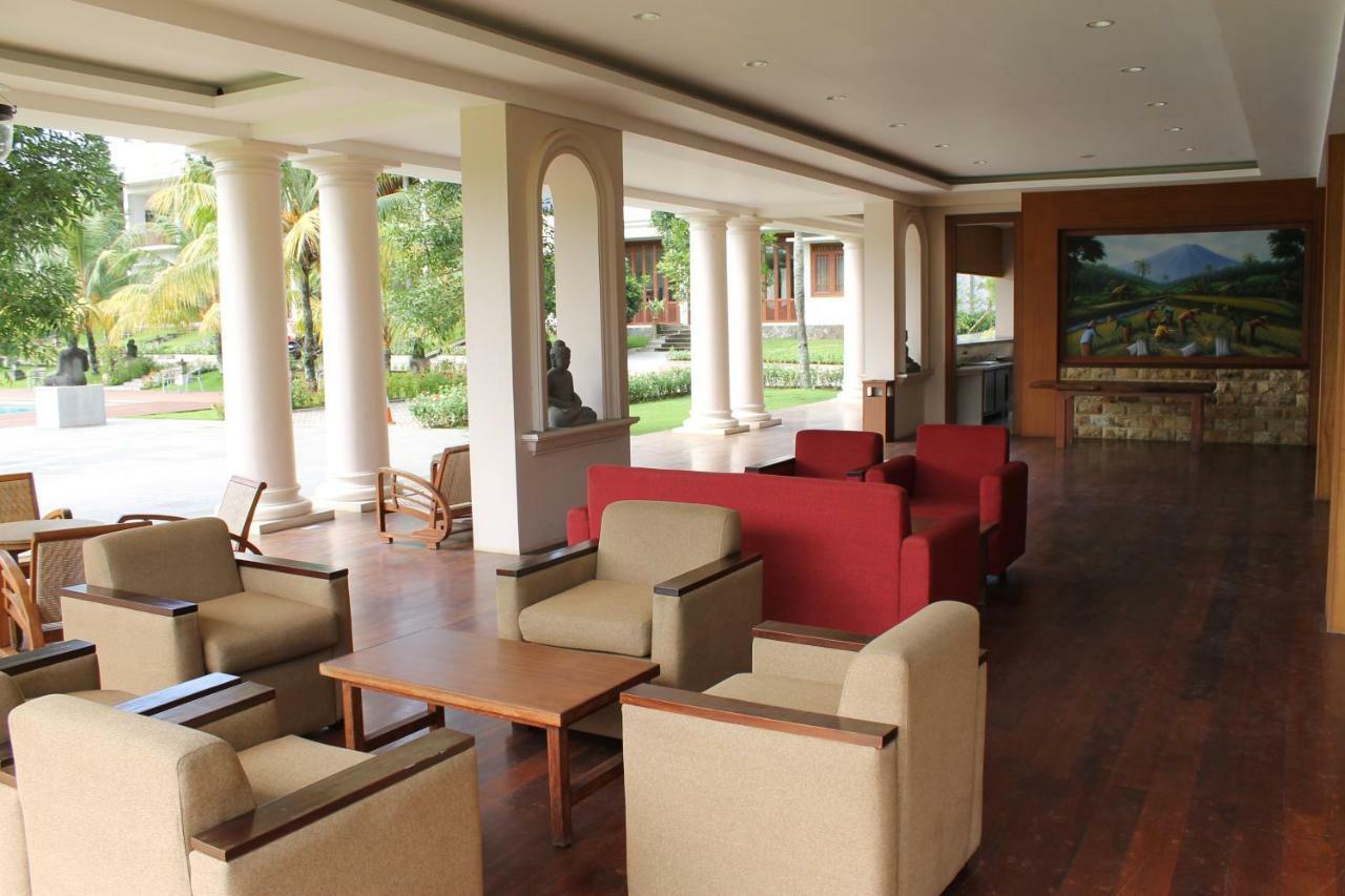 Jimmers Mountain Resort Puncak Exterior foto